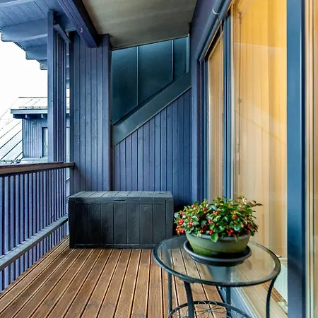 公寓 Penthouse With A Balcony In Kalamaja *